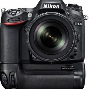 Nikon D7100 Black Digital Camera
